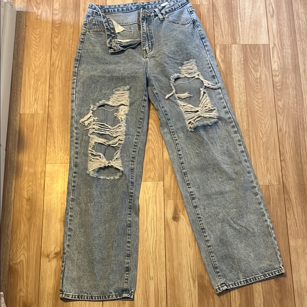 Women’s Distressed Blue Jeans